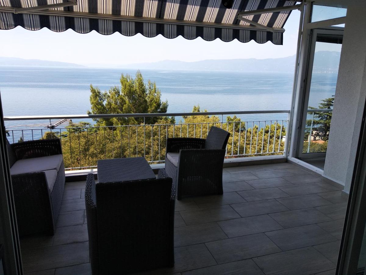 Apartman Angela Rijeka Exteriör bild