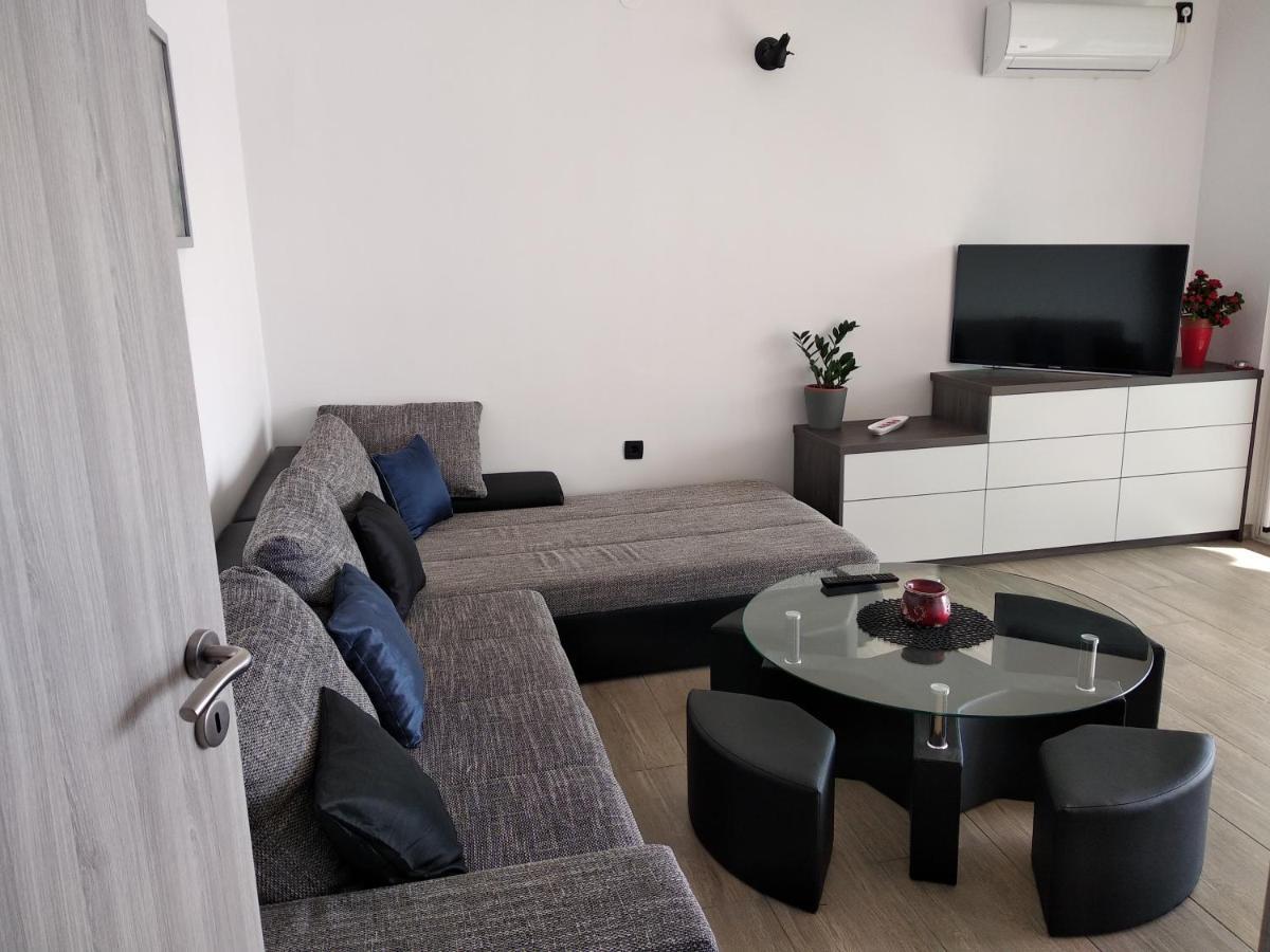 Apartman Angela Rijeka Exteriör bild